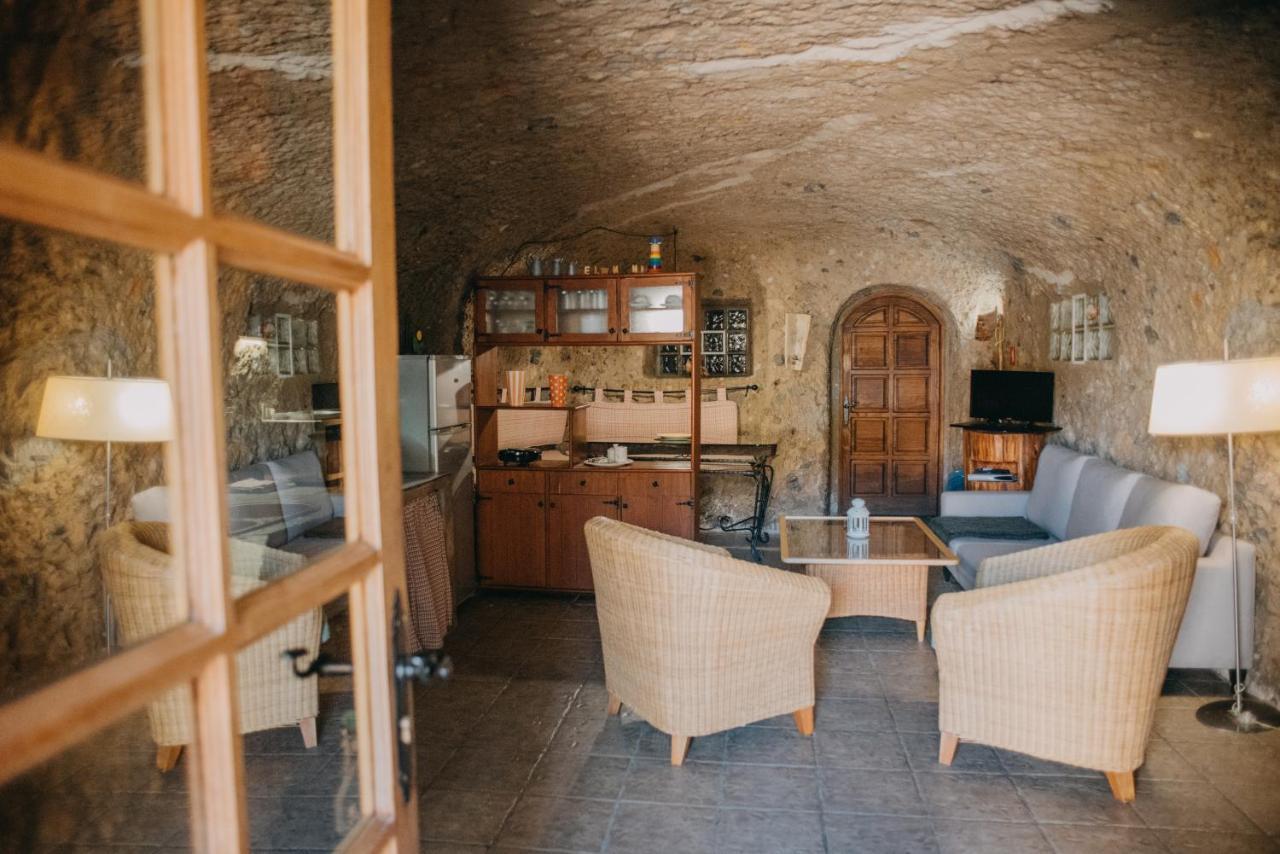 Casa Cueva El Mimo Guest House Artenara Exterior photo